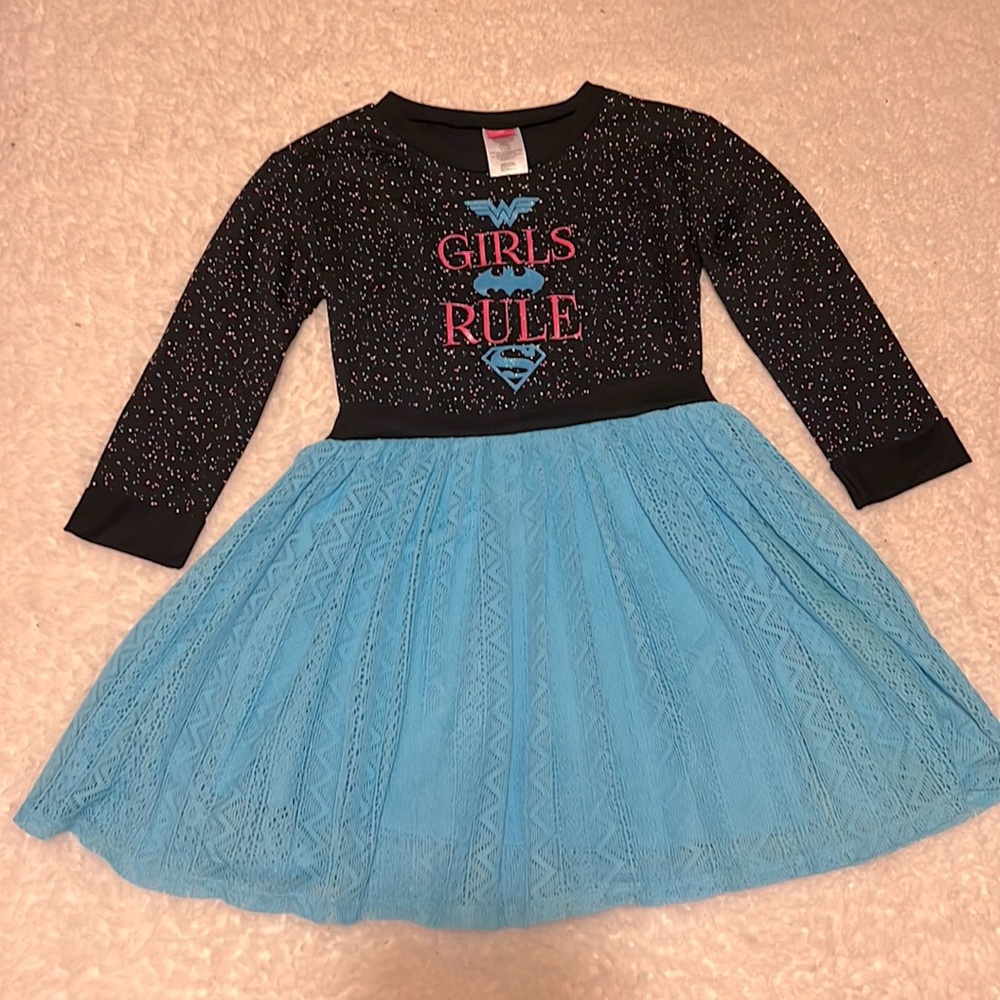 Very cute dress super hero’s 10/12